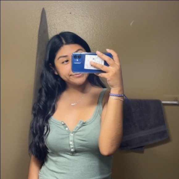 Meet your Posher, Jasmine - Picture 1 of 1